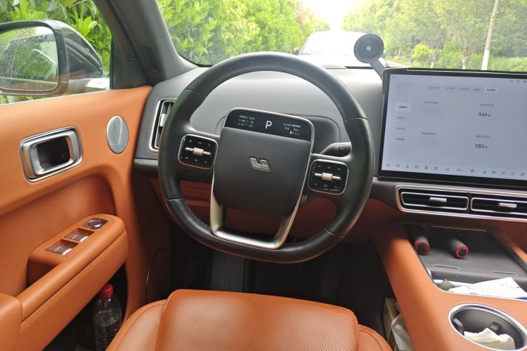 Used Li Auto L8 2023 Pro Model Steering Wheel