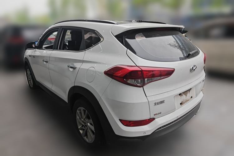 Used Hyundai Tucson 2015 1.6T Dual-Clutch Two-Wheel-Drive Smart Model Rear Left 45 Deg