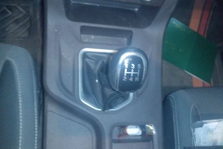 Used BAW Ruisheng Ace M7 2024 2.0L CNG Advanced Commercial Version 9 Seats