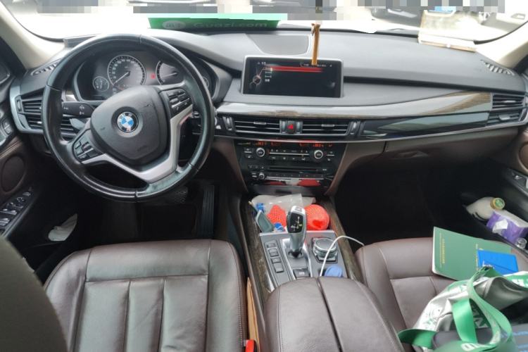 Used BMW X5 2014 xDrive35i Leading Model Center Console