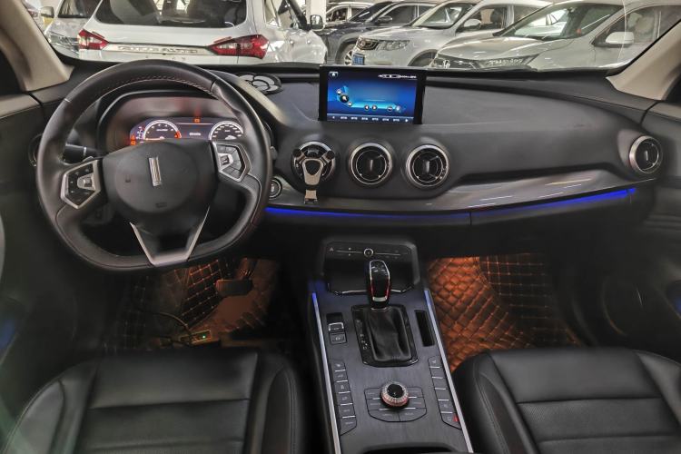 Used Wey VV7 2017 2.0T Ultra-Luxury Version Center Console