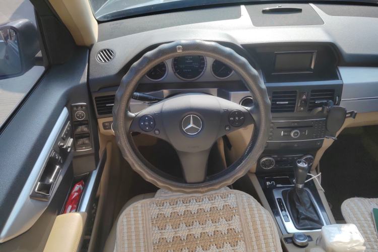 Used Mercedes-Benz GLK-Class 2011 GLK 300 4MATIC Fashion Model