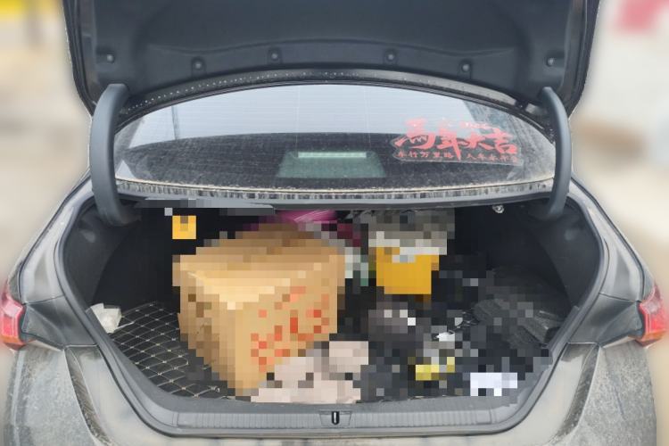 Used Toyota Avalon 2019 2.5L Touring Premium Version China VI Standard Trunk