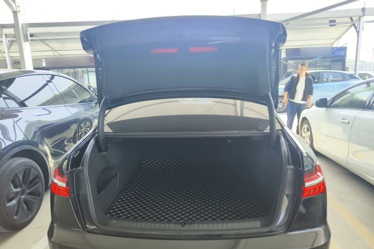 Used Audi A6L 2024 40 TFSI Luxury Dynamic Edition Trunk