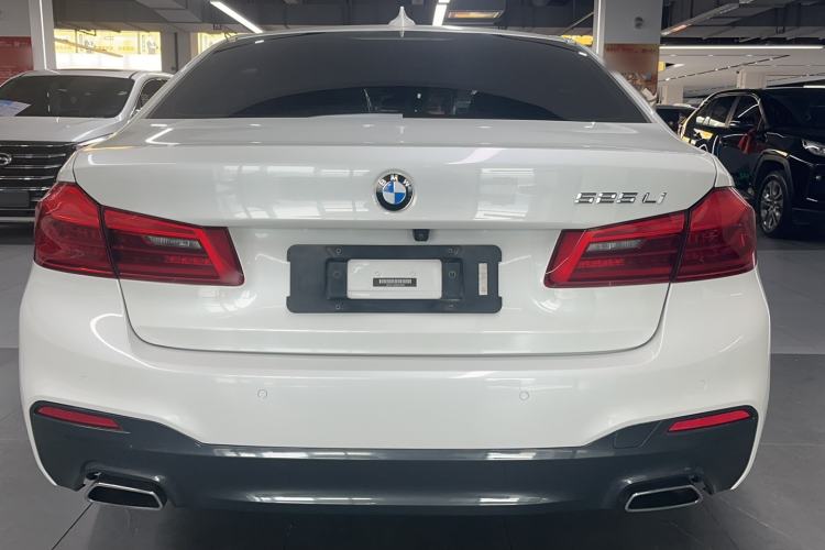 Used BMW 5 Series 2019 Restyled 525Li M Sport Package Exterior 6