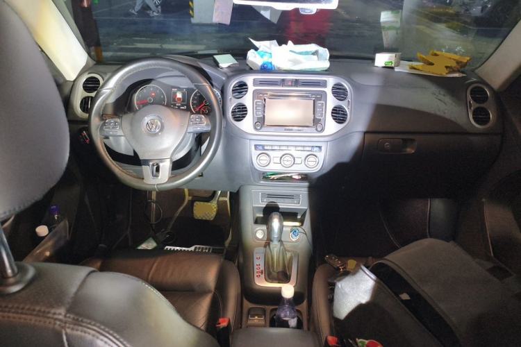 Used Volkswagen Tiguan 2015 1.8TSI Automatic All-Wheel-Drive Luxury Model
