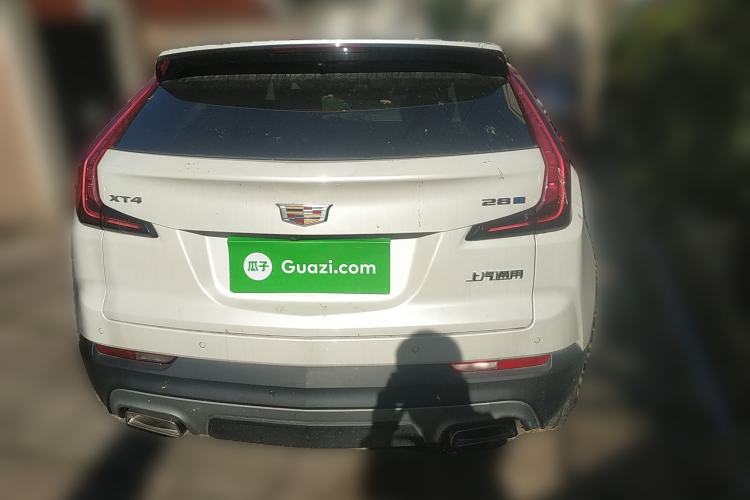 Used Cadillac XT4 2022 28T Two-Wheel-Drive Luxury Version