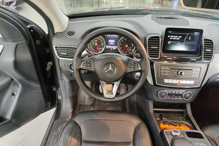 Used Mercedes-Benz GLE Coupe 2015 GLE 320 4MATIC Coupe SUV Steering Wheel