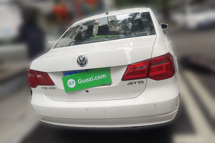 Used Volkswagen Jetta 2015 1.6L Manual Comfort Model