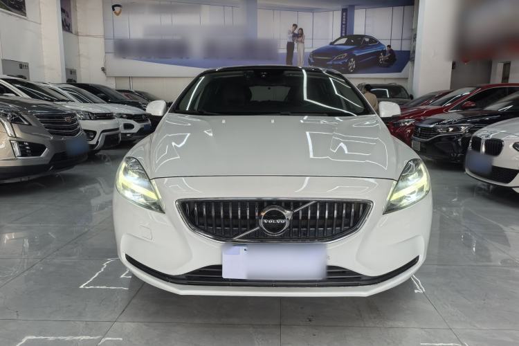 Used Volvo V40 2018 T3 Zhiyi Edition