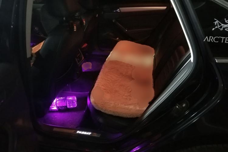 Used Volkswagen Passat 2014 1.8TSI DSG Prestige Edition Left Rear Seat