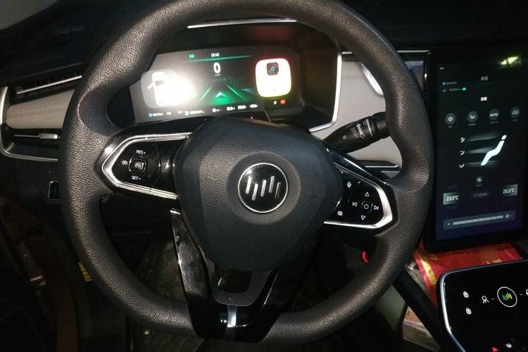 Used WM Motor EX5 2018 EX5 300 Extra Innovation Edition
