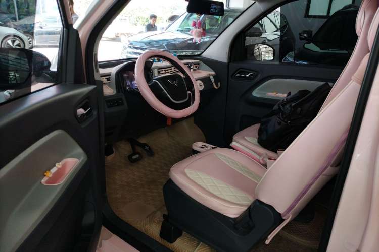 Used Wuling Hongguang MINIEV 2022 Macaron Premium Model – Lithium Iron Phosphate