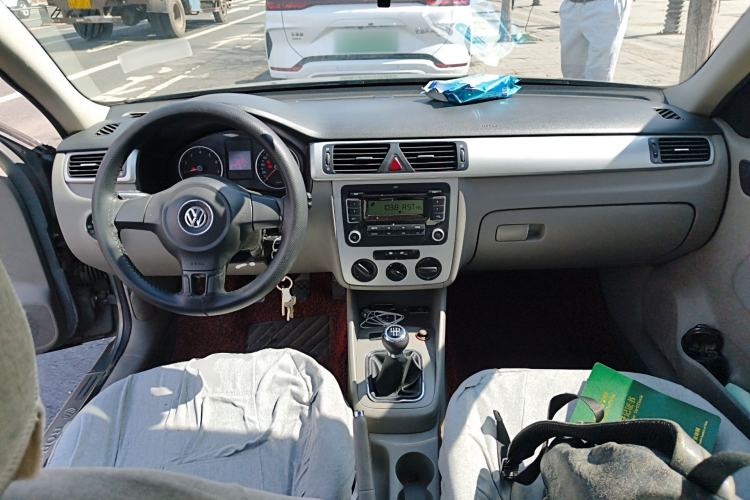 Used Volkswagen Bora 2011 1.6L Manual Fashion Edition
