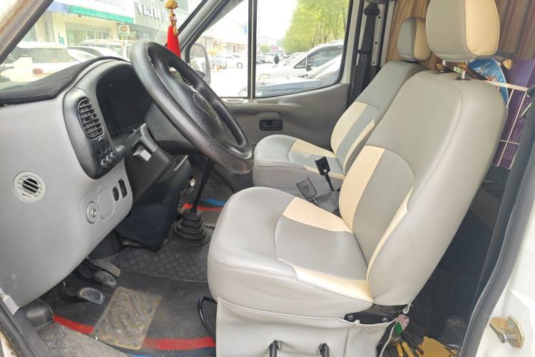 Used Ford Classic Transit 2016 2.8T Diesel Short-Wheelbase 6-Seater Mid-Roof Multifunction Vehicle JX493ZLQ4
