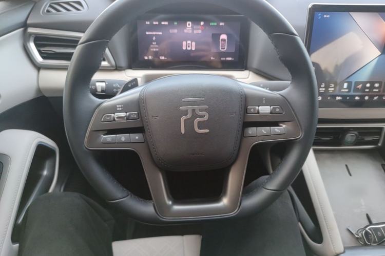 Used BYD Yuan UP 2025 Intelligent Driving Version 401 KM Dynamic Edition