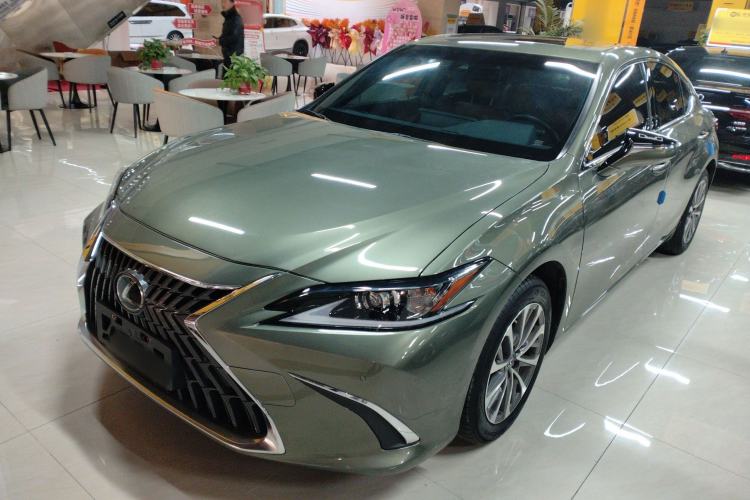 Used Lexus ES 2022 200 Excellence Edition
