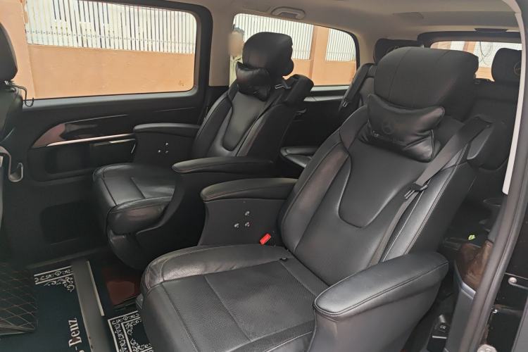 Used Mercedes-Benz V-Class 2017 V 260 L Prestige Extended Edition
