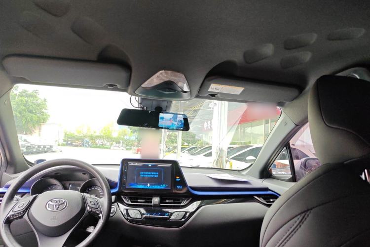 Used Toyota C-HR 2018 2.0L Leading Edition China VI Headliner