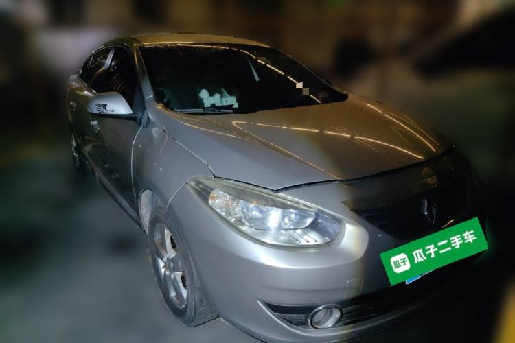 Used Renault Fluence 2011 2.0L Standard Edition
