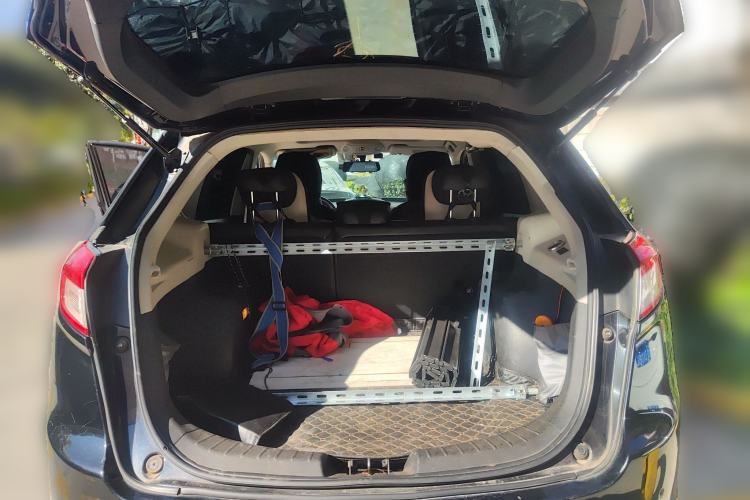 Used GAC Trumpchi GS5 2013 1.8T Automatic Two-Wheel Drive Elite Edition Trunk