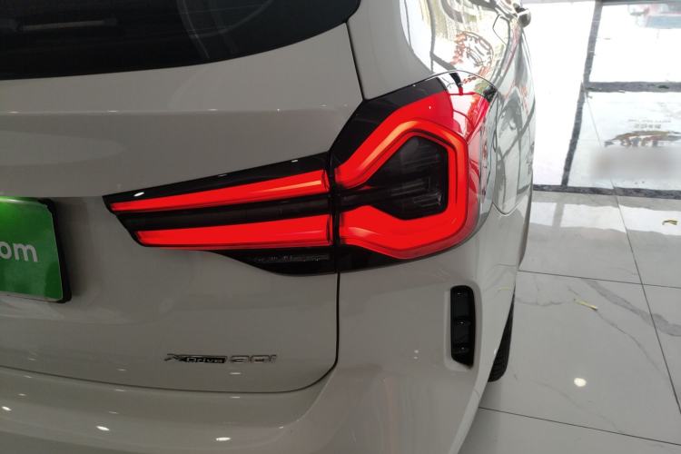 Used BMW X3 2023 Restyled xDrive30i Leading Edition M Night Sky Package Exterior 3