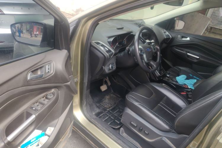 Used Ford Kuga 2013 2.0L GTDi Four-Wheel-Drive Sport Model
