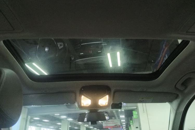 Used BMW 5 Series New Energy 2020 Mileage Upgrade Version 530Le Luxury Package