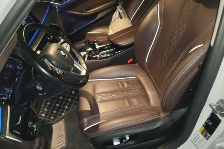 Used BMW 5 Series New Energy 2020 Mileage Upgrade Version 530Le Luxury Package
