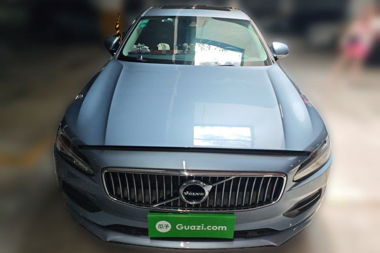Used Volvo S90 2018 T4 Zhiyuan Edition Front