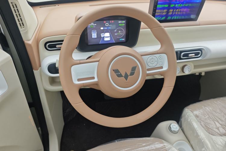 Used Wuling Hongguang MINIEV 2024 3rd Generation 215km Youth Edition
