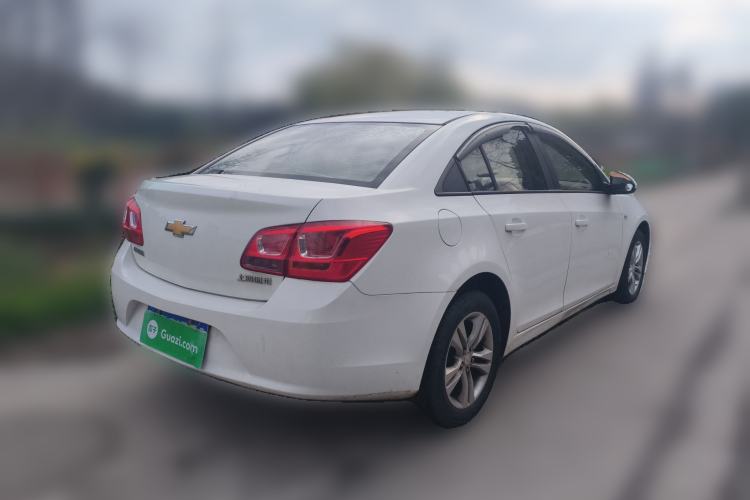 Used Chevrolet Cruze 2015 1.5L Classic SE MT
