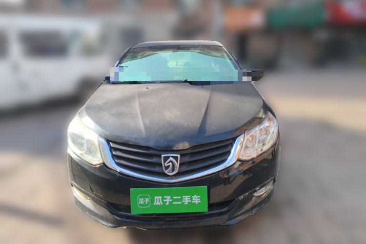 Used Baojun 630 2011 1.5L manual Elite version