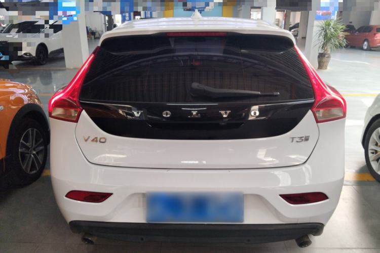 Used Volvo V40 2019 T3 Smart Luxury Edition
