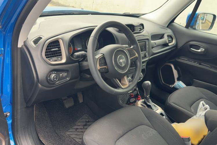 Used Jeep Renegade 2017 180T Automatic High-Energy Version