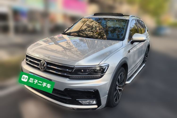 Used Volkswagen Tiguan L 2020 330TSI Automatic Two-Wheel Drive R-Line Flagship Version China VI Standard