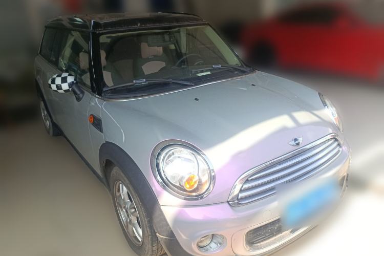 Used MINI Clubman 2011 1.6L ONE Front Right 45 Deg