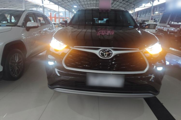 Used Toyota Highlander 2024 2.5L Smart Electric Hybrid Dual-Motor Two-Wheel Drive Luxury Version 7 Seats