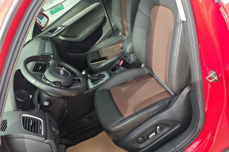 Used Audi Q3 2018 30th Anniversary Edition 30 TFSI Fashion Model
