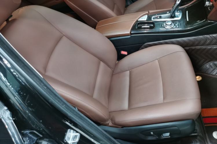 Used BMW 5 Series 2014 525Li Leading Model