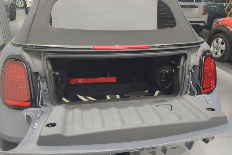 Used MINI JCW 2025 JOHN COOPER WORKS CABRIO
