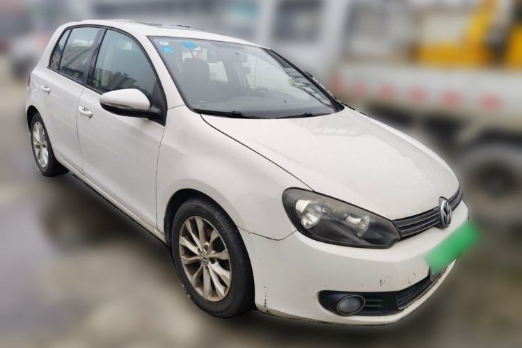 Used Volkswagen Golf 2012 1.6L Automatic Comfort Model Front Right 45 Deg