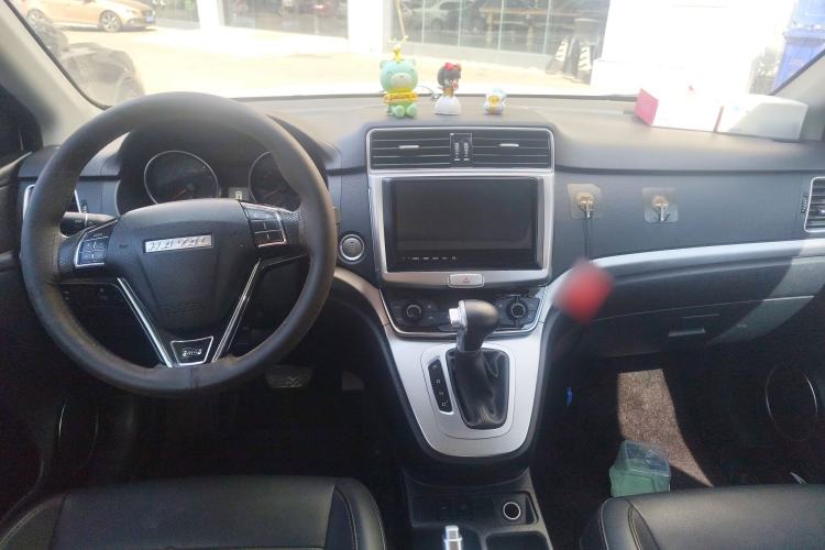 Used Haval M6 2019 1.5T DCT Two-Wheel Drive Value Edition China VI Standard Center Console