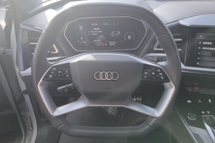 Used Audi Q4 e-tron 2022 50 e-tron quattro Creation Edition
