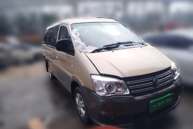 Used FORTHING Lingzhi 2018 M3L 1.6L 7-Seater Comfort Model Front Right 45 Deg