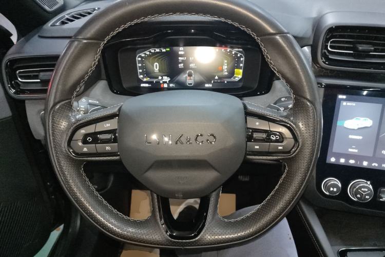 Used Lynk & Co 03 2022 1.5TD DCT JingPro Steering Wheel