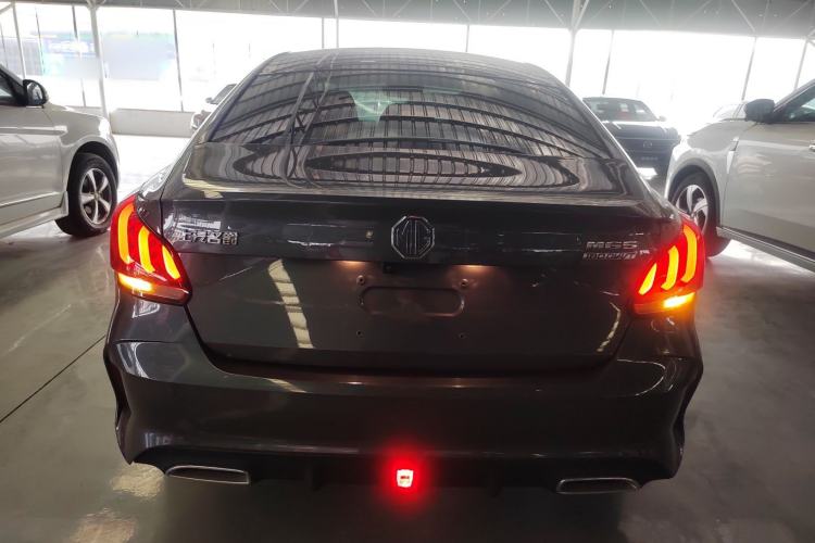 Used MG 5 2022 180 DVVT CVT Youth Flagship Edition
