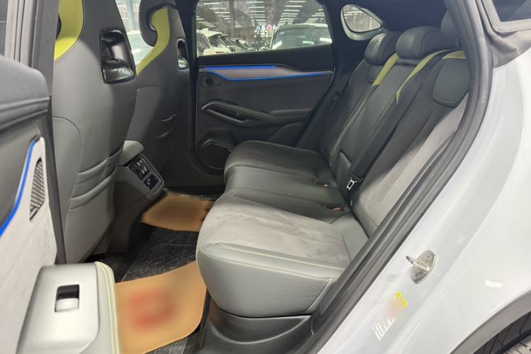 Used BYD Song L EV 2025 Intelligent Driving Version 602 km Range LiDAR-equipped All-Wheel-Drive Type
