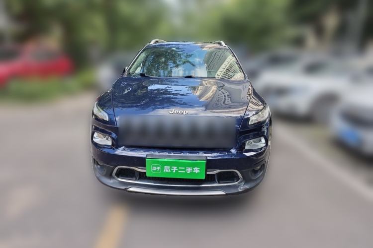 Used Jeep Cherokee 2016 2.4L Professional Smart Version
