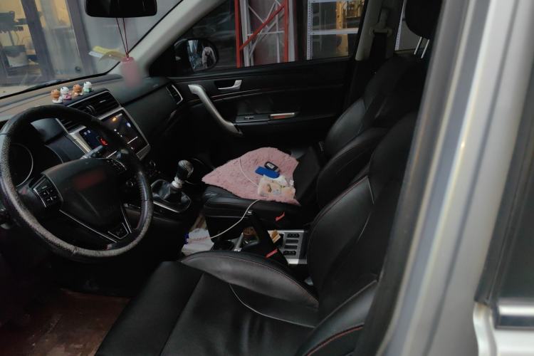 Used Haval H6 2014 Sport Version 1.5T Manual Two-Wheel Drive Elite Edition Left Front Seat